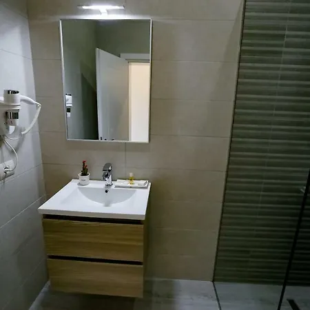 Home Hotel Hotell Tirana