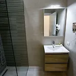 Home Hotel Otel